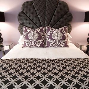 Queen Suite