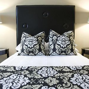 Queen Suite